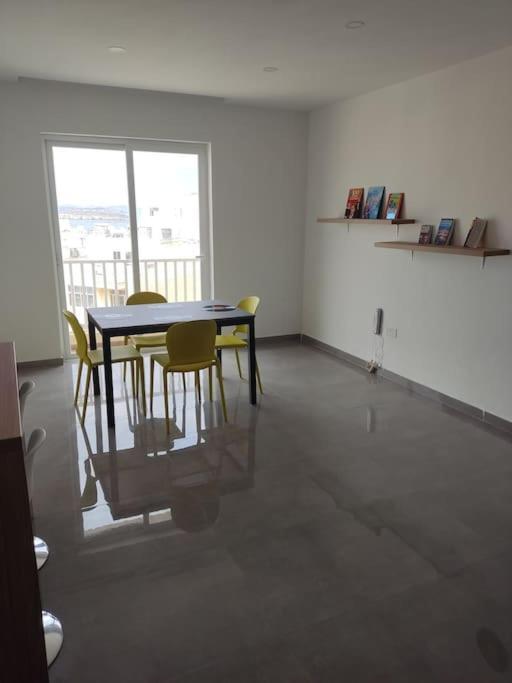 Sorriso Flat N.9 - Entire Unit Apartment St. Paul's Bay Bagian luar foto